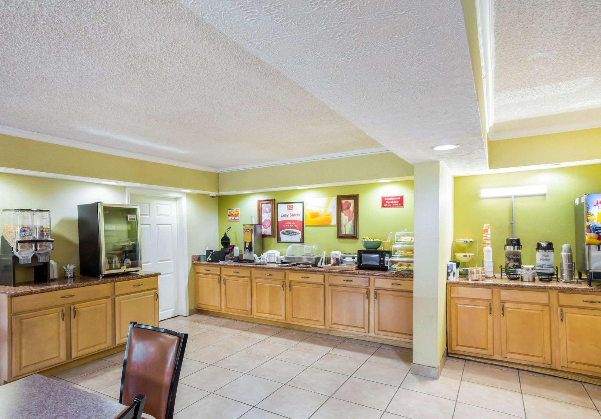 Econo Lodge Huntington - Barboursville University Area Exterior foto