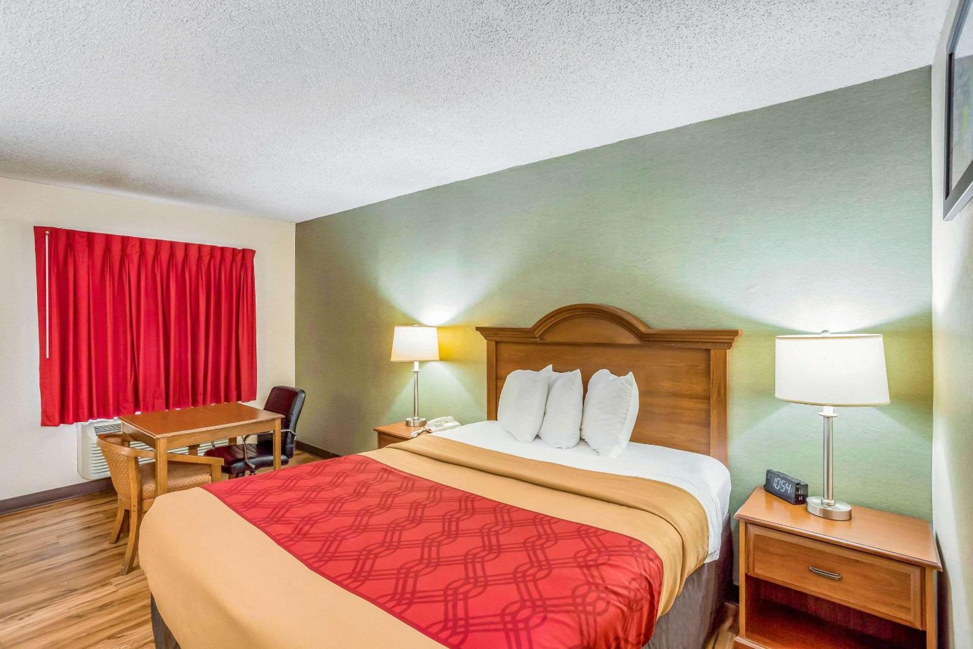 Econo Lodge Huntington - Barboursville University Area Exterior foto