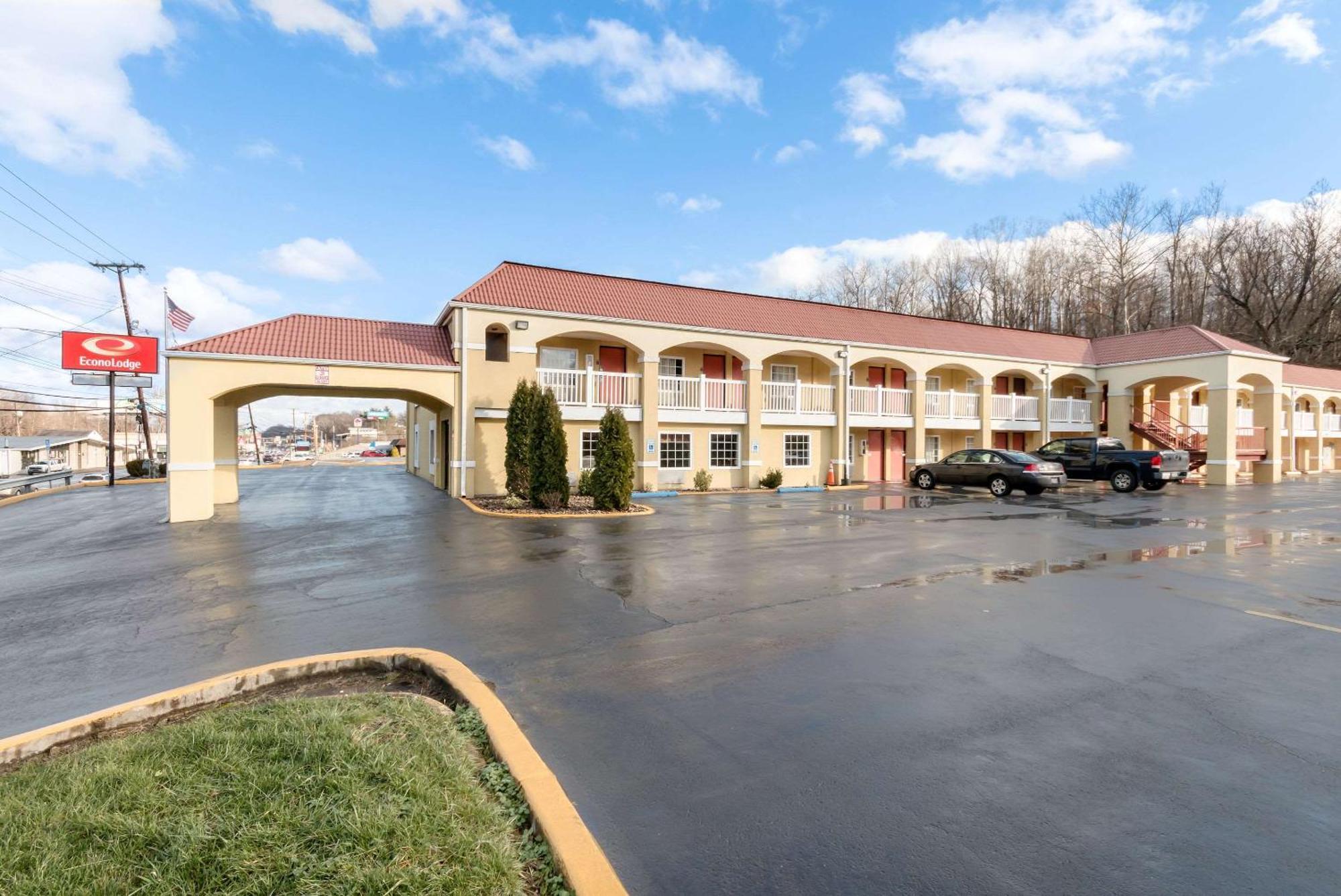 Econo Lodge Huntington - Barboursville University Area Exterior foto