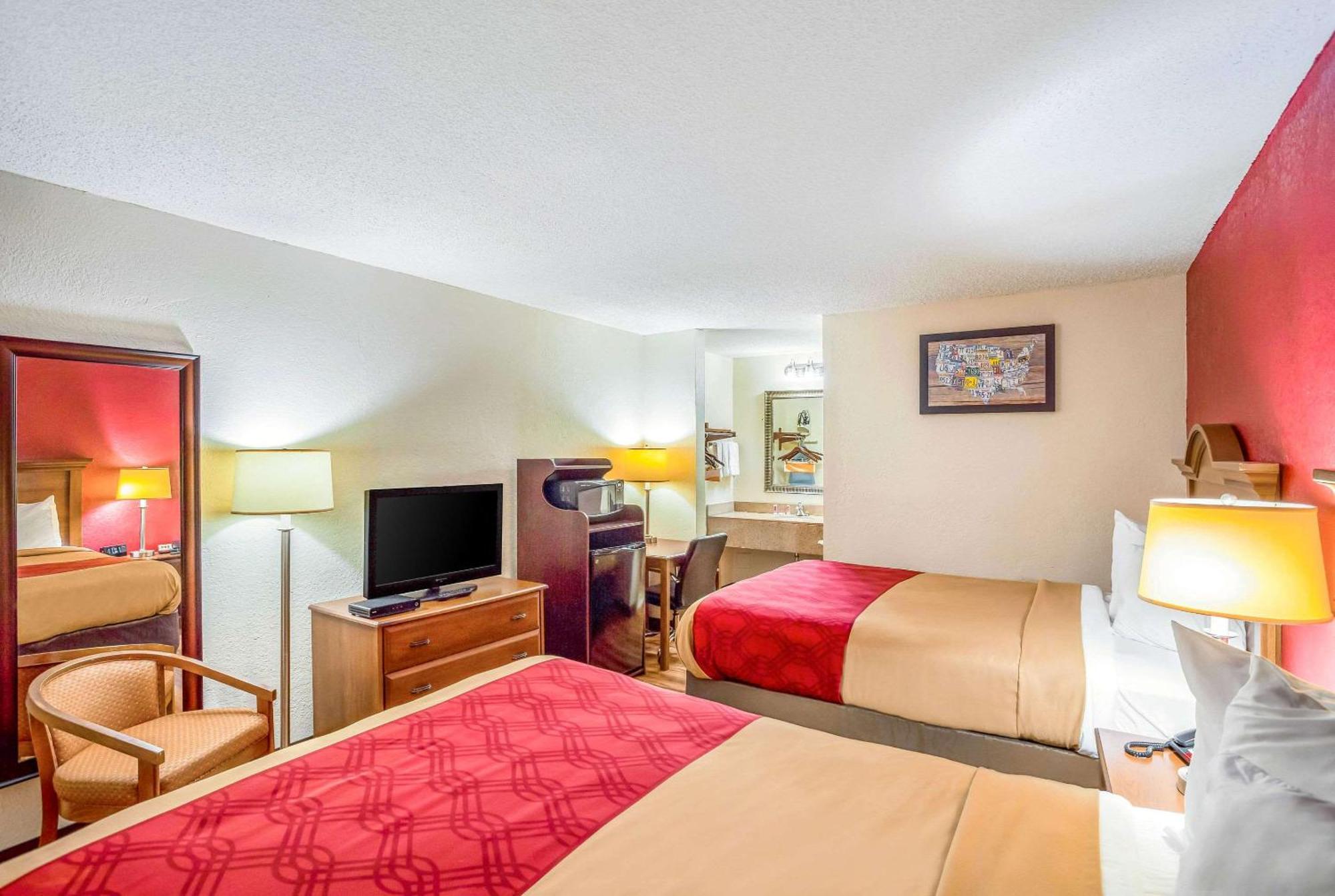 Econo Lodge Huntington - Barboursville University Area Exterior foto