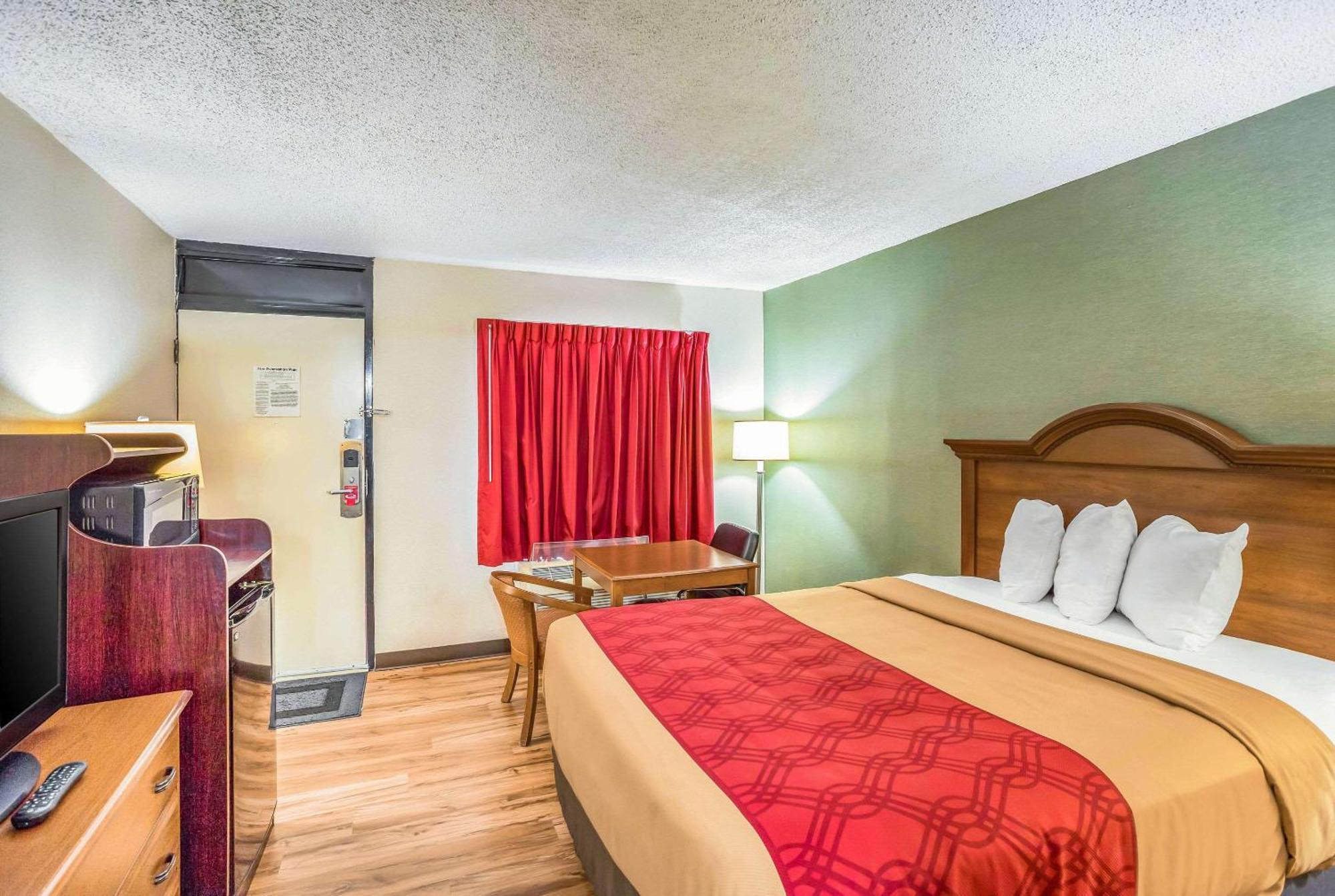 Econo Lodge Huntington - Barboursville University Area Exterior foto