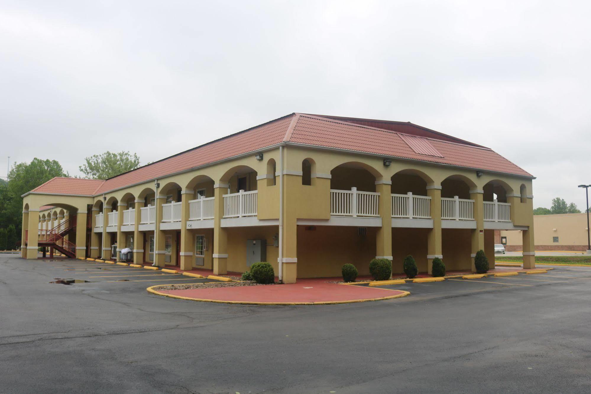 Econo Lodge Huntington - Barboursville University Area Exterior foto